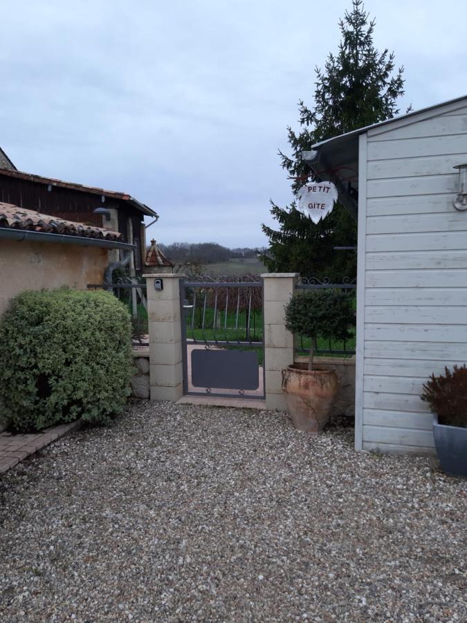Gite Les Deux Meules Sainte-Colombe  外观 照片